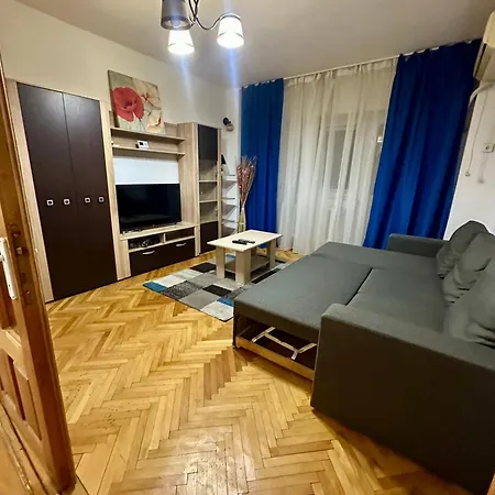 Sir Apartament, 550 M Christmas Market Apartment *