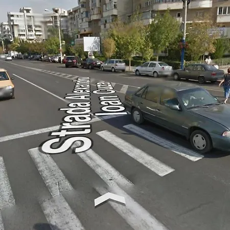 Sir Apartament, 550 M Christmas Market Craiova